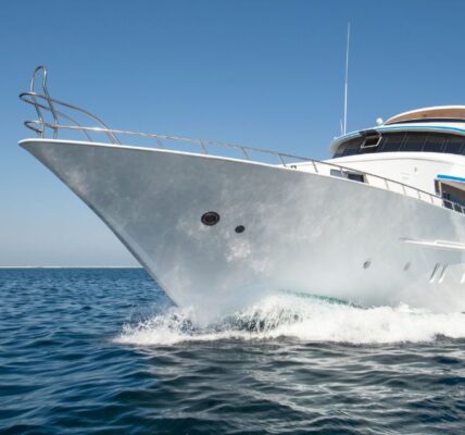 boat rental dubai