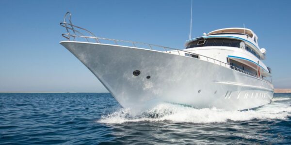 boat rental dubai